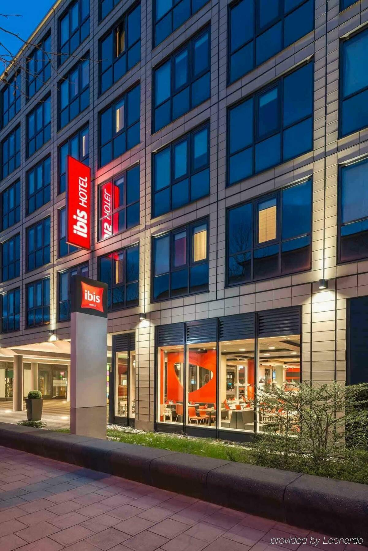 ibis München Parkstadt Schwabing Exterior foto